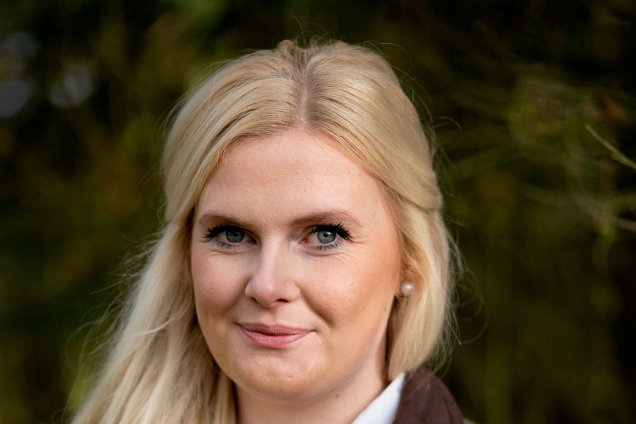 Bee Barton-Broomhead