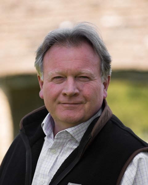 Image of Chris Farr