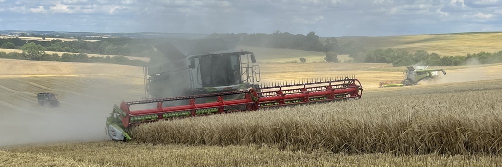 Combines and tractors photo - Mar 26 L&B