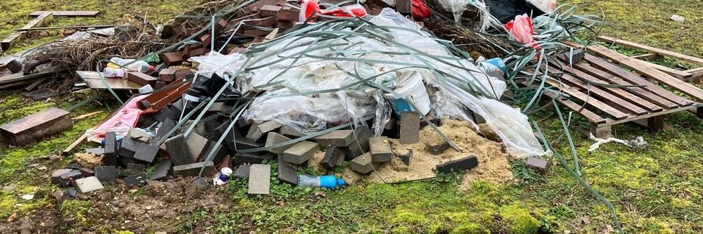 Fly-tipping incident - Essex-Herts border