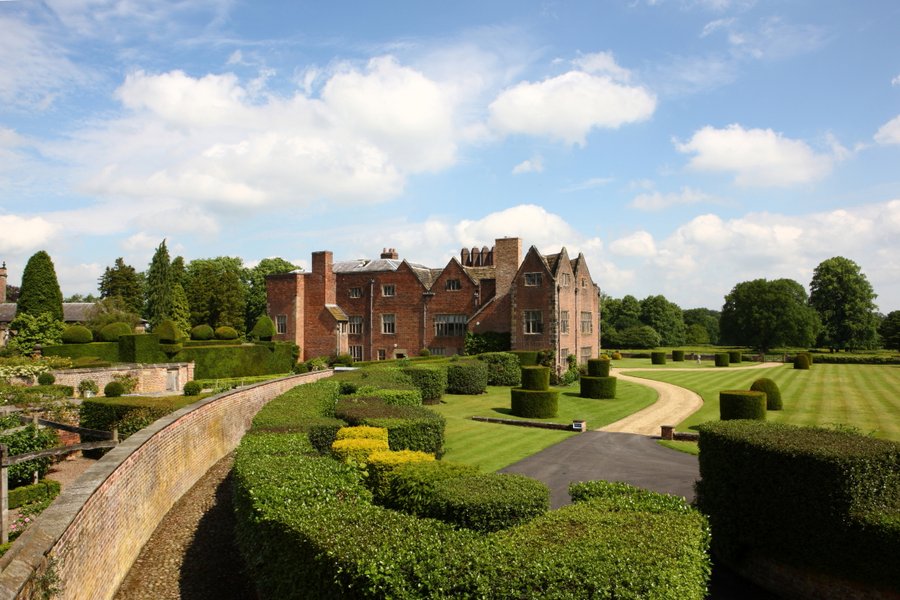 Midlands - Peover Hall Cheshire Drinks Reception