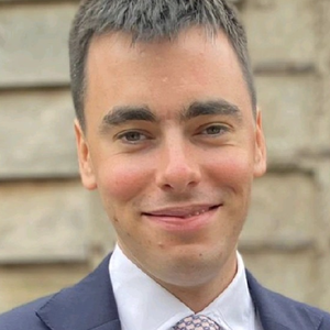 Peter Fage headshot